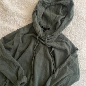 Cozy green Italian wool sweater